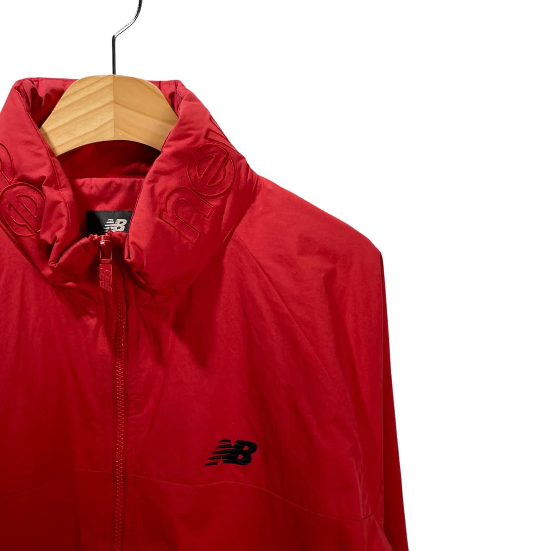 뉴발란스 레드 바람막이 상품이미지3