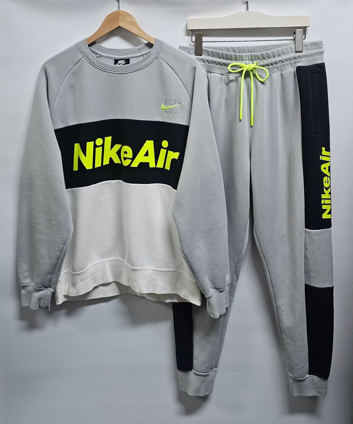 나이키 Nike Air 트레이닝복 세트 XL,L 상품이미지1