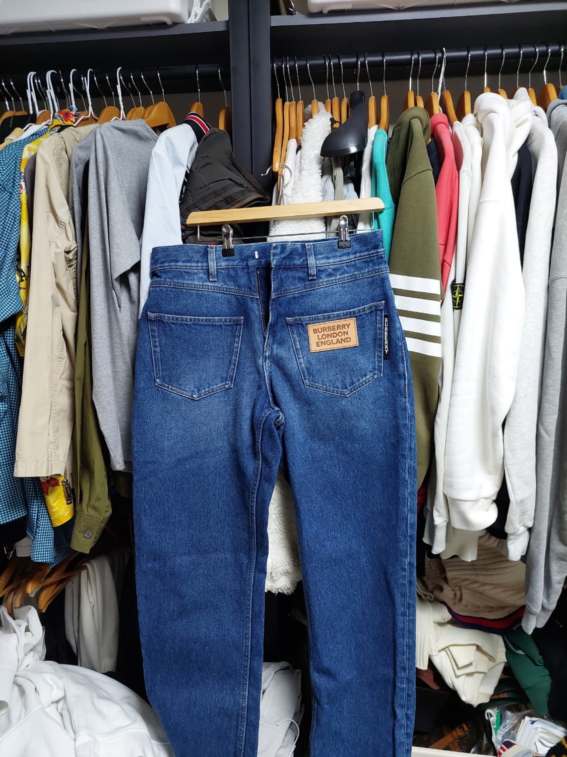 버버리 런던 로고패치 백투프론트 데님 청바지 w32 새제품 상품이미지1