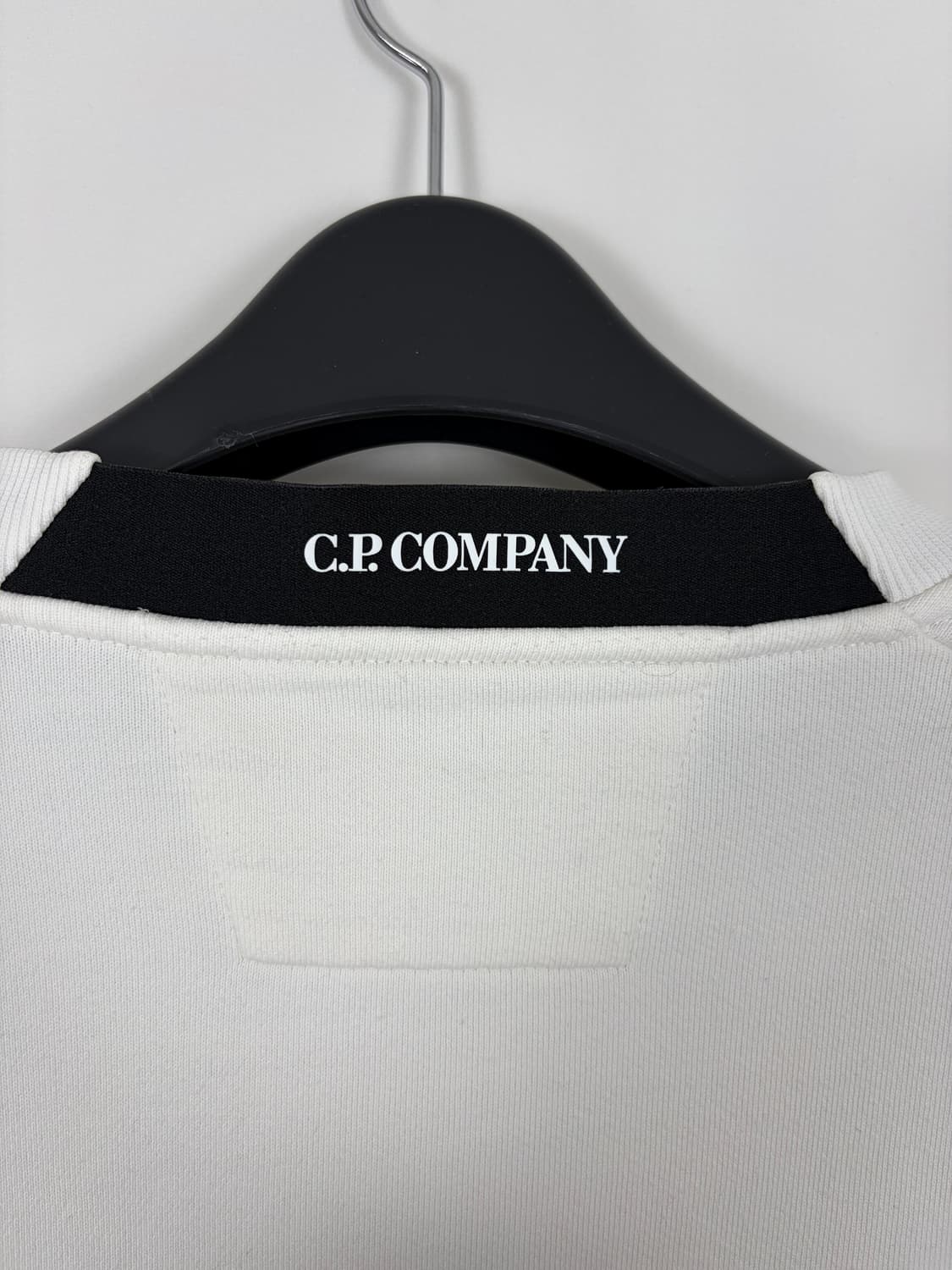 a96) CP Company 씨피컴퍼니 렌즈 맨투맨 상품이미지5