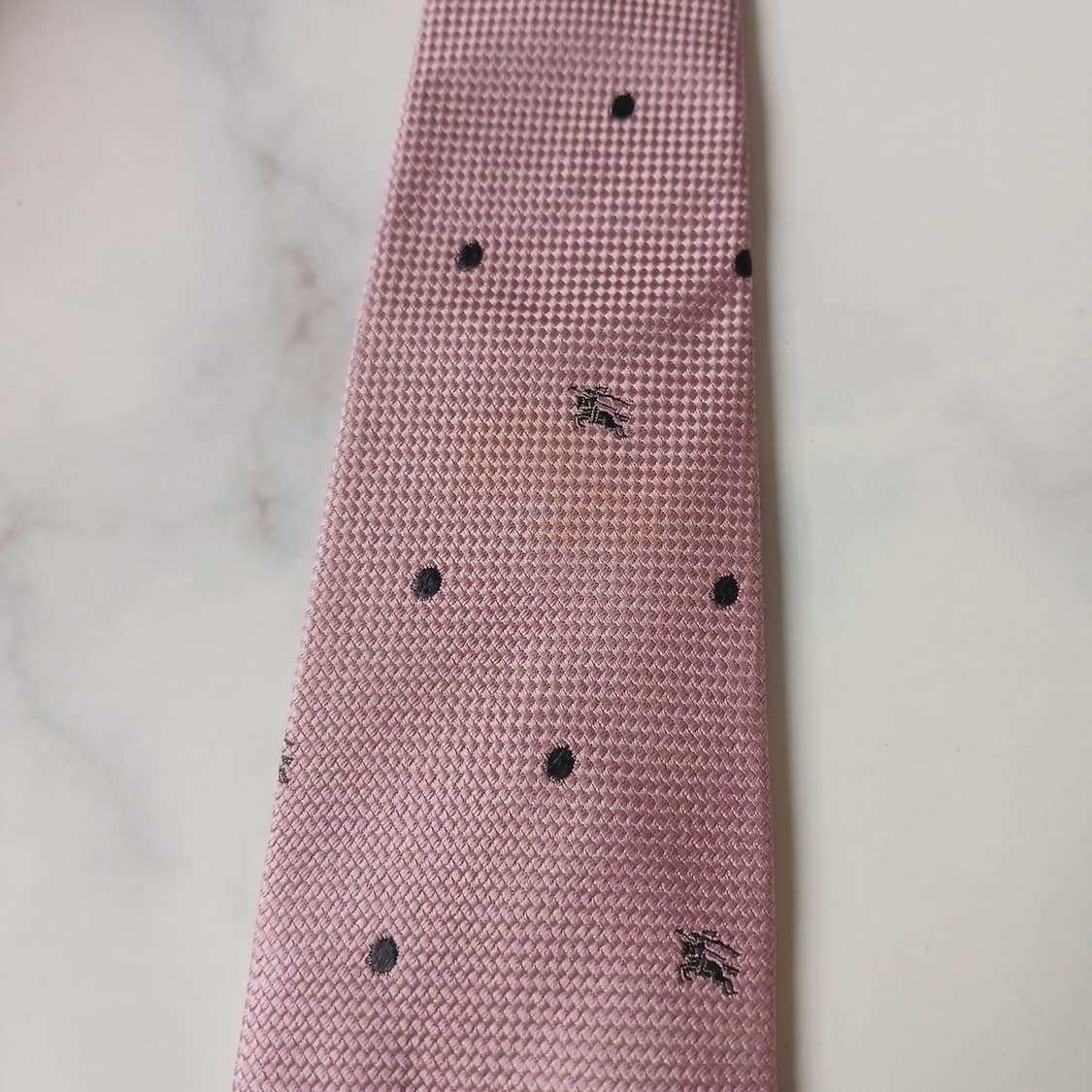 버버리 실크 핑크 도트&기마사 자수 넥타이 9.7cm B등급 A18910 상품이미지5