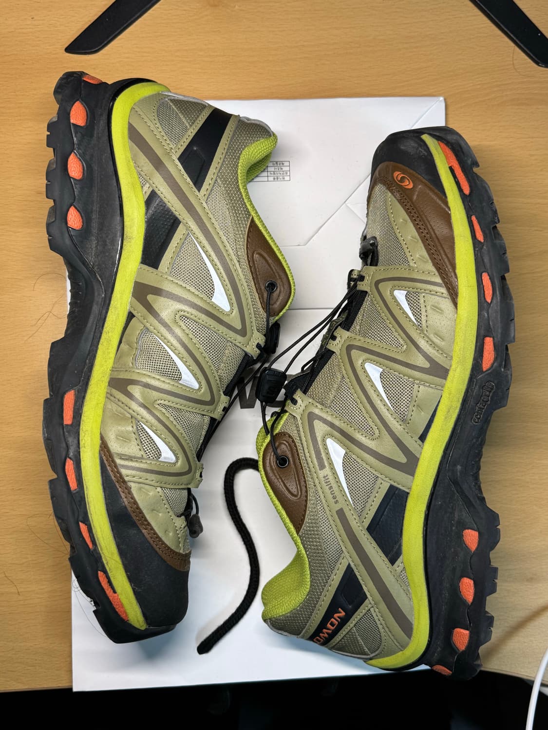 살로몬 XT-Quest 25FW 알로에 다크 어스  상품이미지1