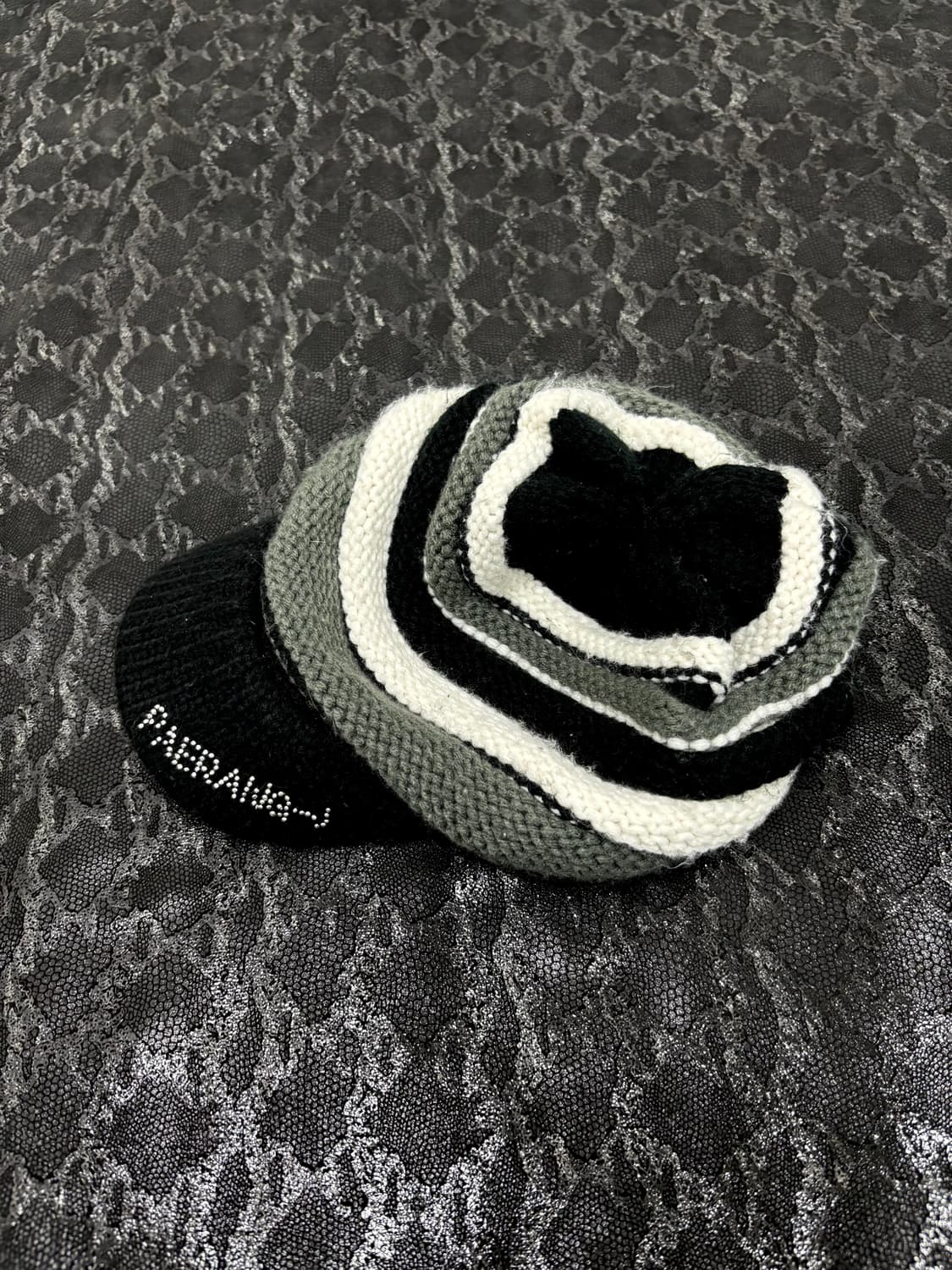 “Vintage” Stripe Knit Cap 상품이미지3