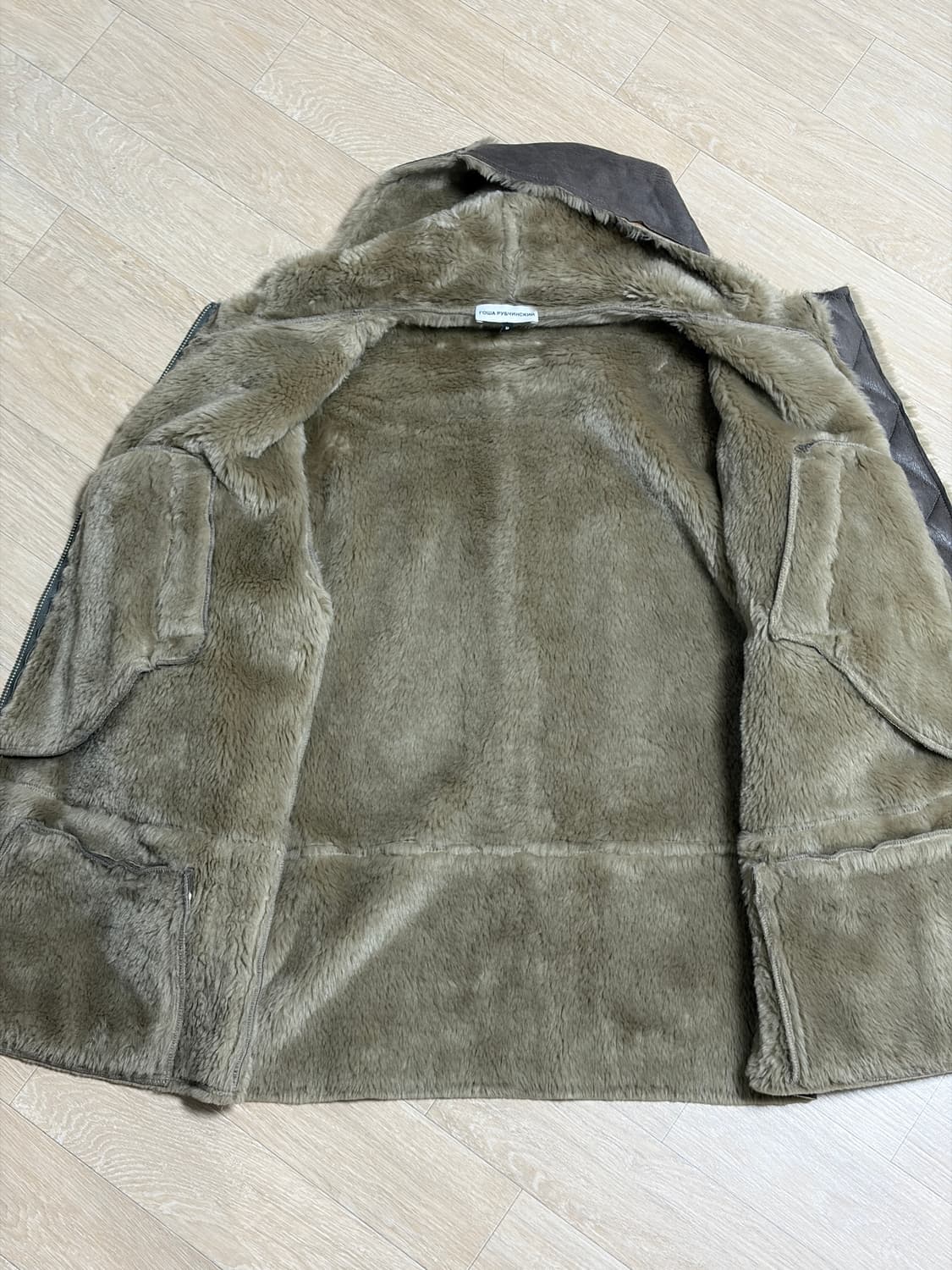 (유일매물) 고샤 루브친스키 후드 타우페 무스탕 자켓 상품이미지7