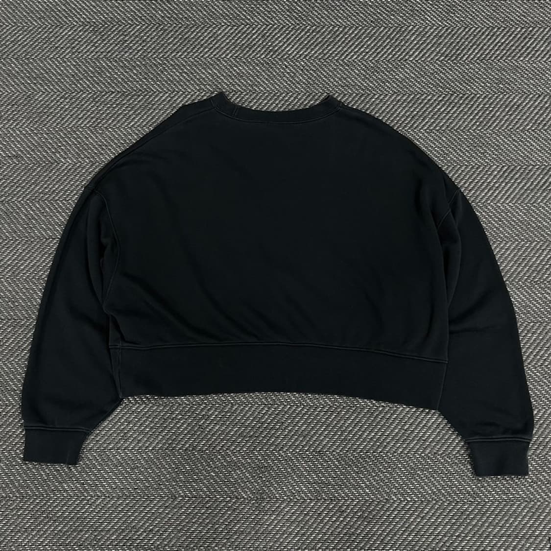 나이키 센터로고 크롭 맨투맨 v1164 상품이미지2