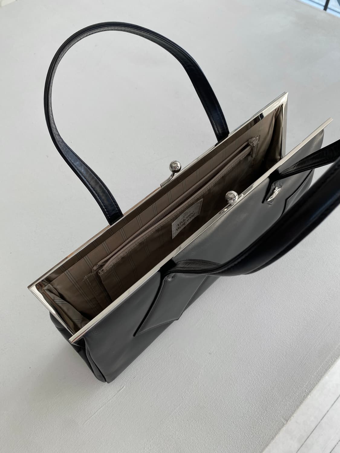 [Vivienne Westwood] 토트백 상품이미지6