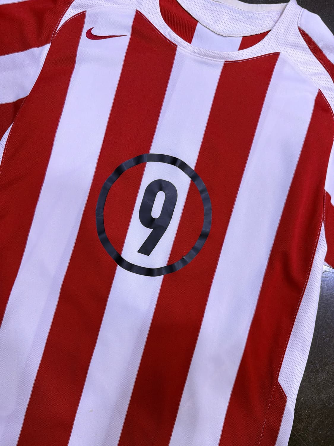 나이키 축구 유니폼 9번 레드 화이스트라이프 M 상품이미지3