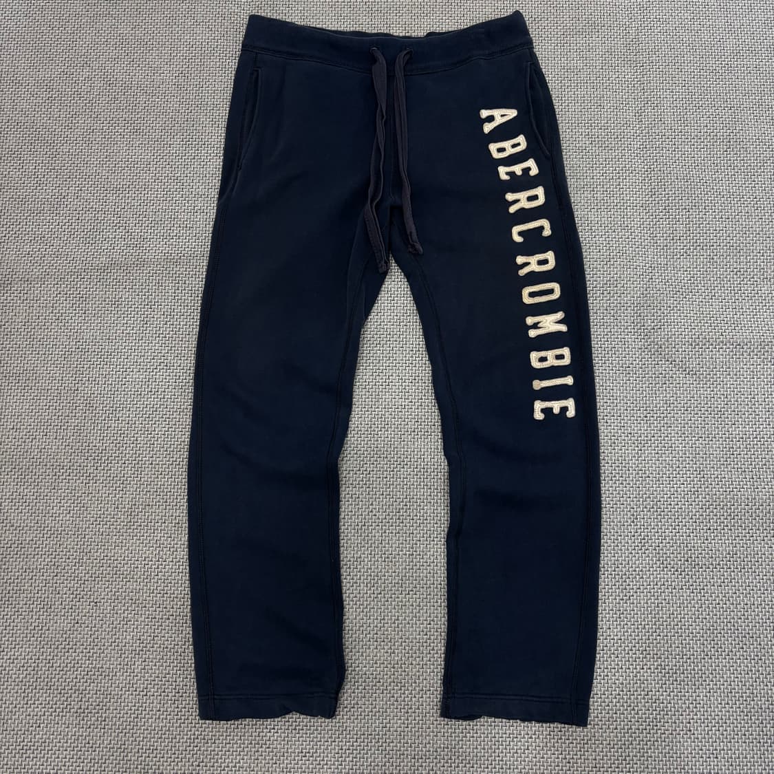 Abercrombie Y2K 트레이닝 팬츠 S-M 상품이미지1