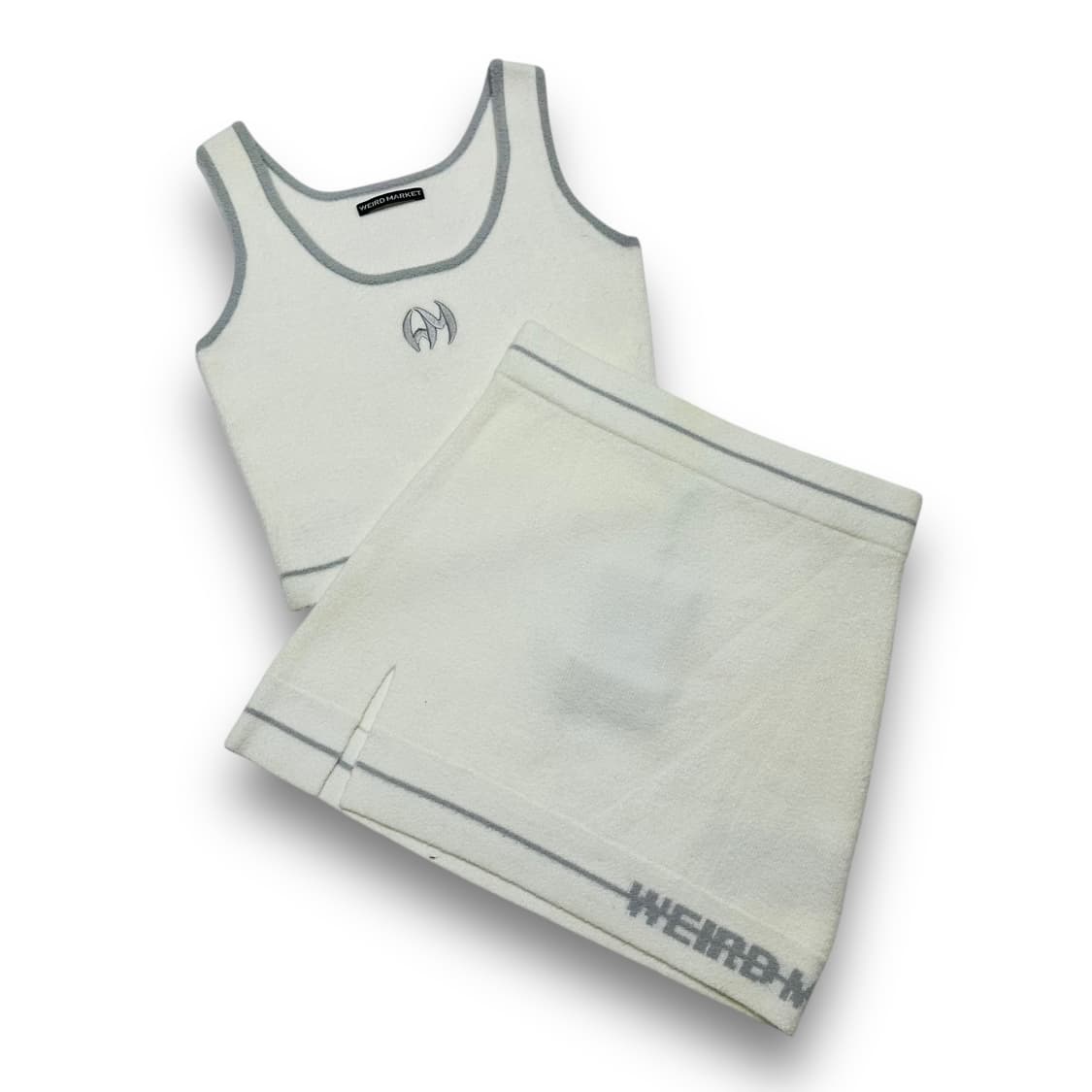 위어드 마켓 시그니처 로고 화이트 니트 테니스 셋업 상품이미지2