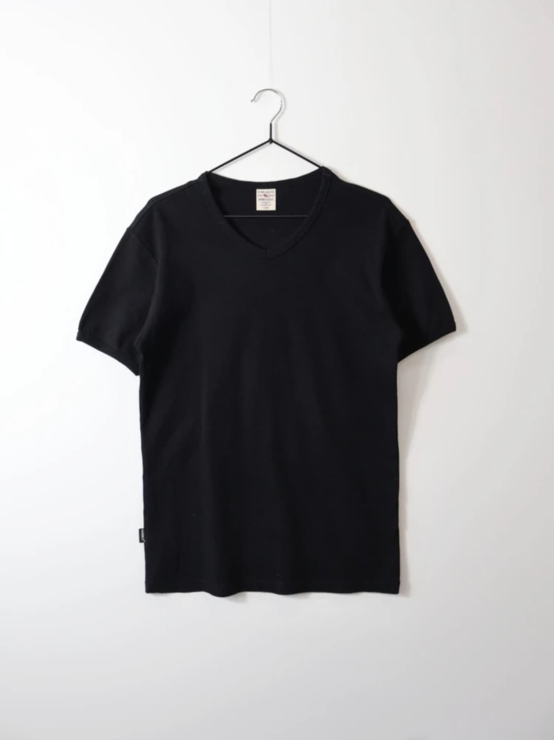 AVIREX Black V Neck Tee 상품이미지3