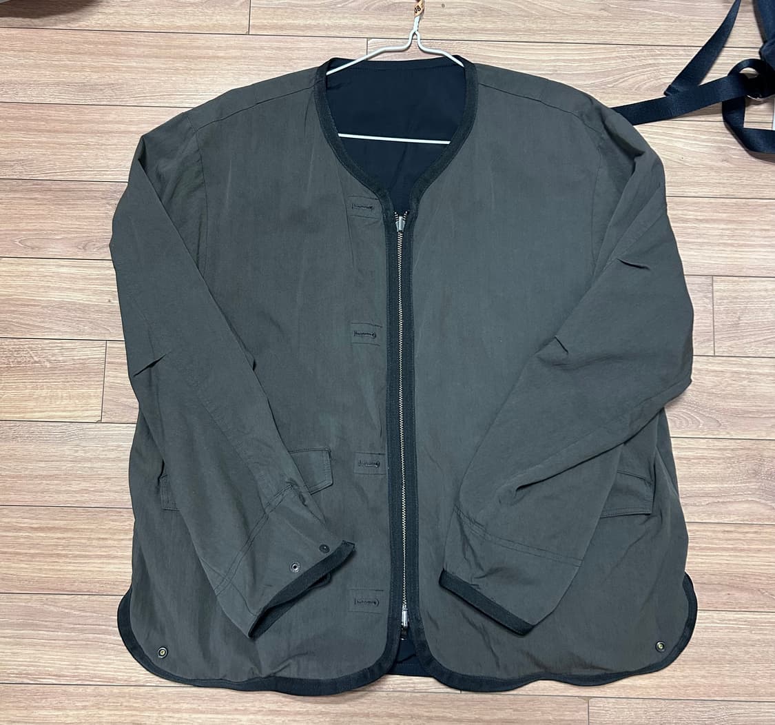 해칭룸 리버시블 라이너 블랙/차콜 자켓 상품이미지2