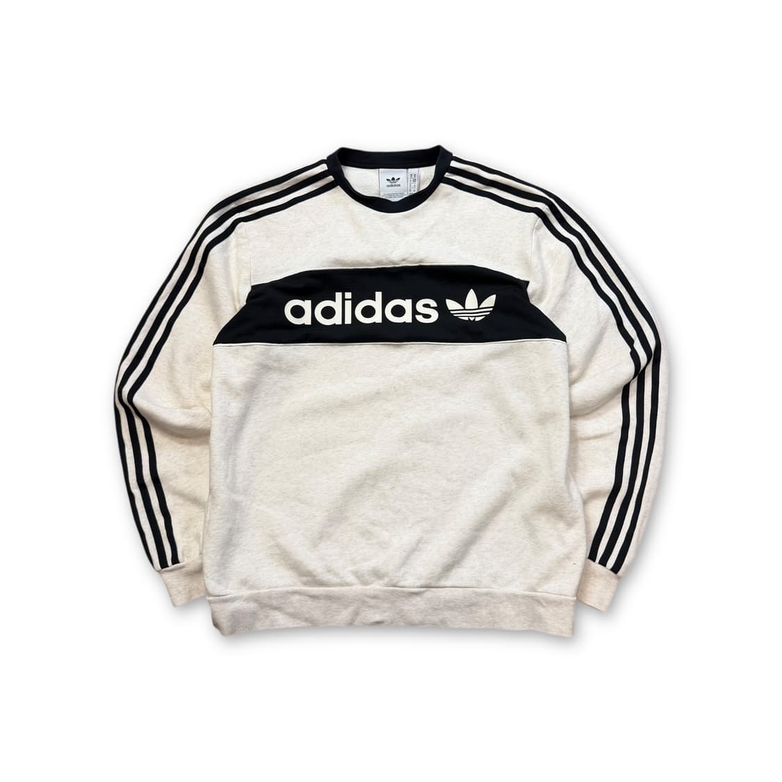 아디다스 센터로고 베이지 맨투맨  상품이미지1