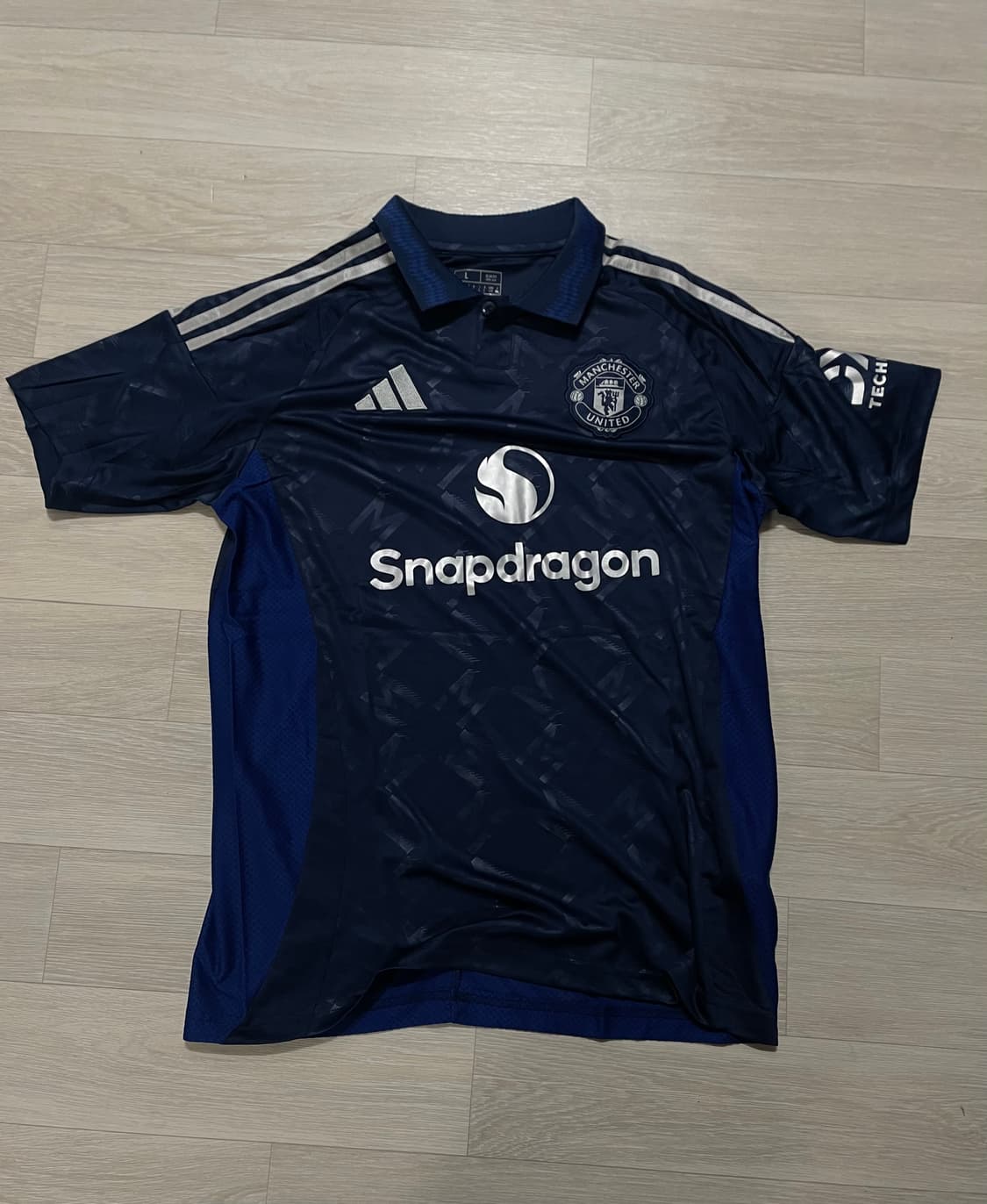 2425 맨유 어웨이 유니폼 L 상품이미지2