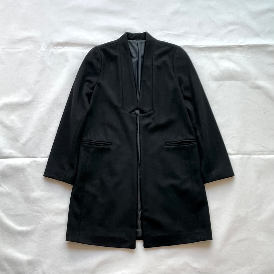 미니멀 절개 디테일 코트 자켓 블랙 상품이미지1