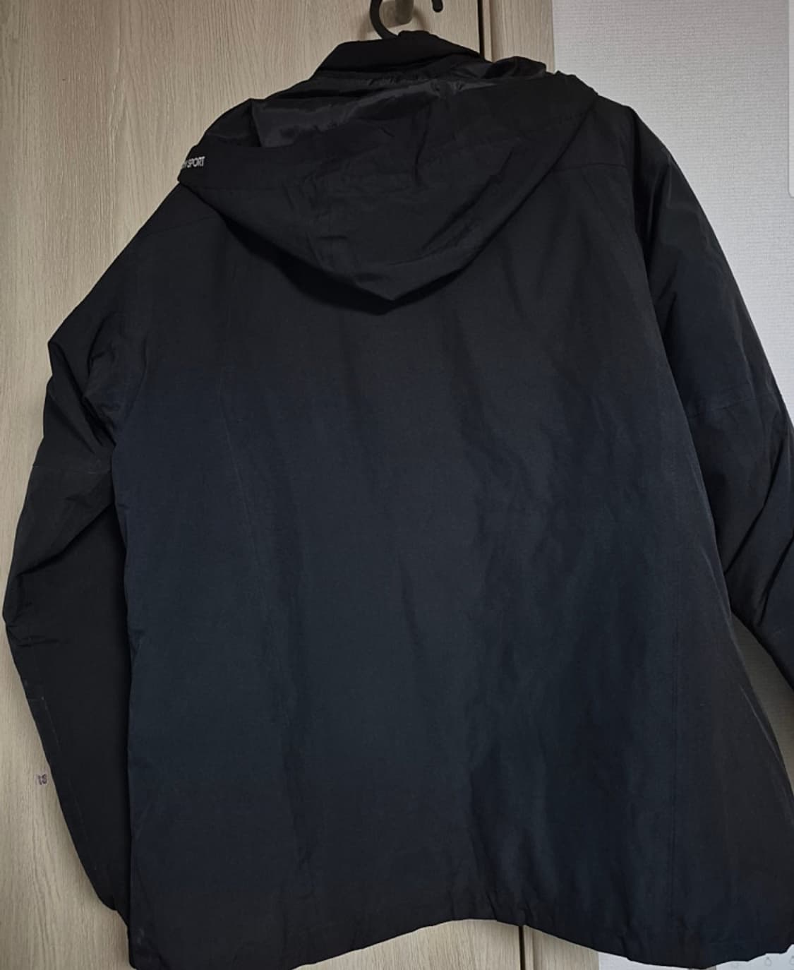 코오롱스포츠 정품 고어텍스 구스경량패딩 110사이즈 팝니다 상품이미지2