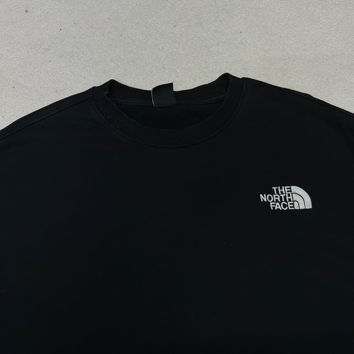 노스페이스 맨투맨 상품이미지2