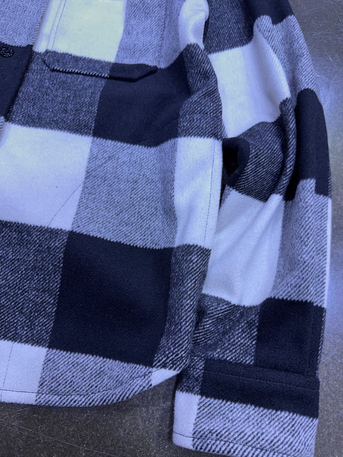 유니폼브릿지 블랙/화이트 울 체크 셔츠 자켓 M 상품이미지5