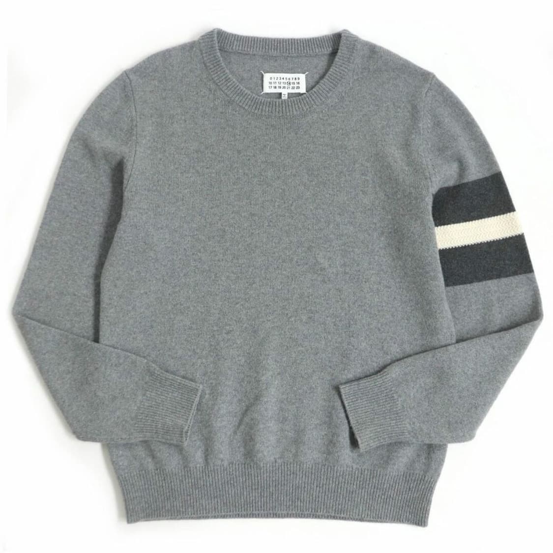 [새제품]XXL 마르지엘라 니트 캐시미어 완장 스웨터 그레이 회색 스티치 상품이미지1