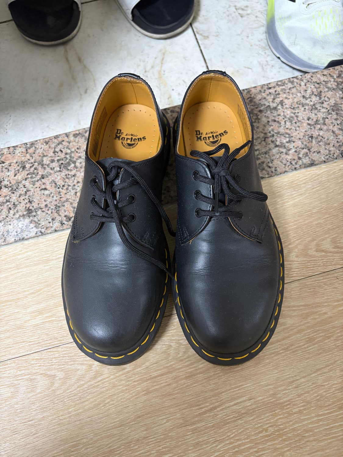 닥터마틴 1461 uk5 / 240-245 상품이미지1