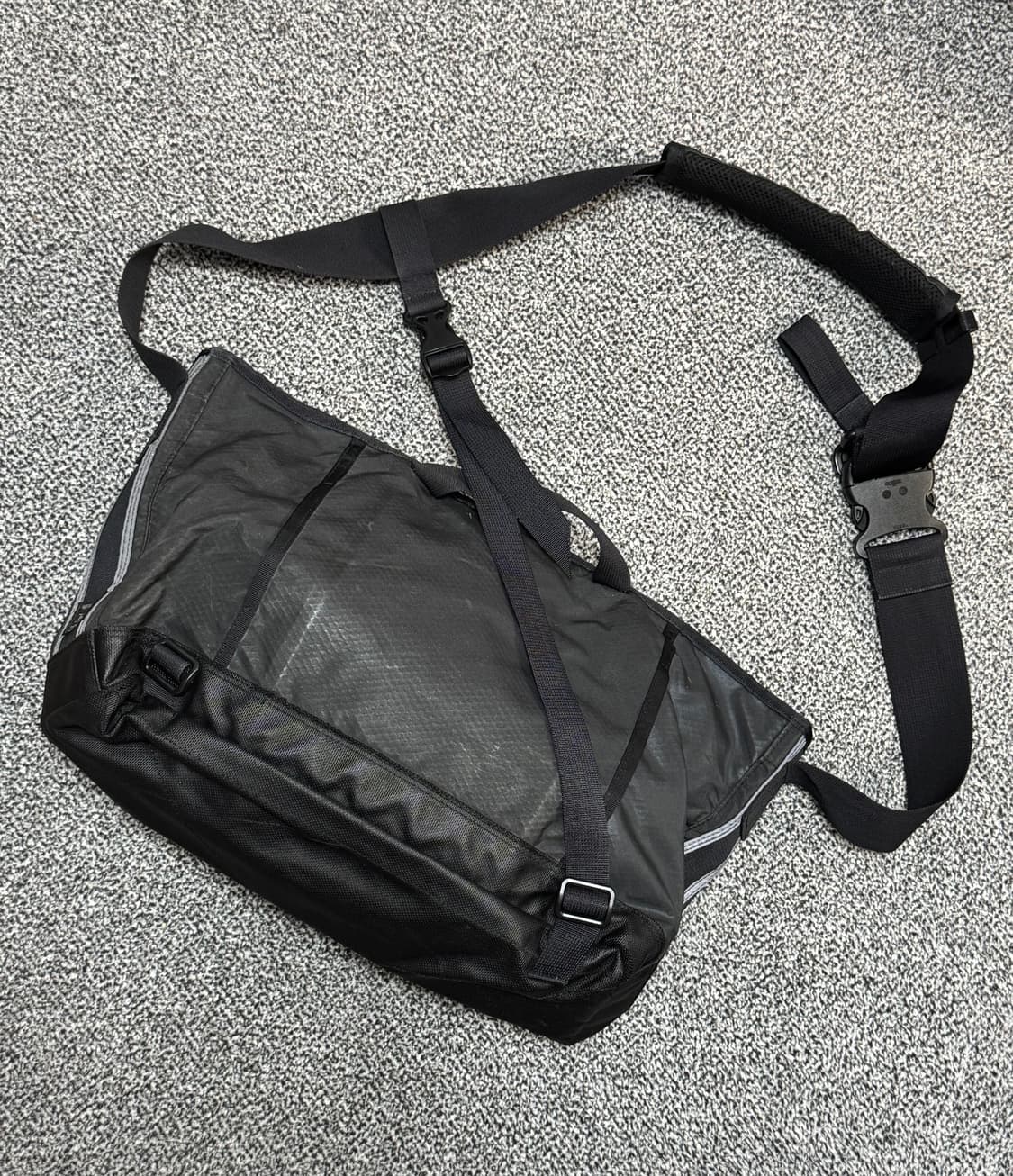 요시다포터 블랙 크로스백 메신저백 상품이미지2