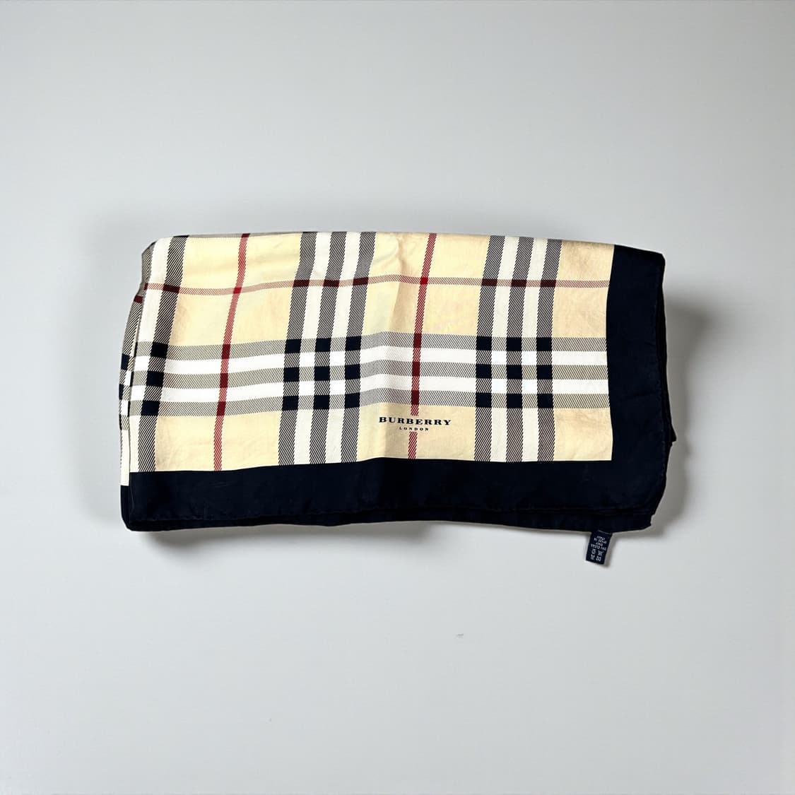 버버리 노바체크 실크 스카프 상품이미지4