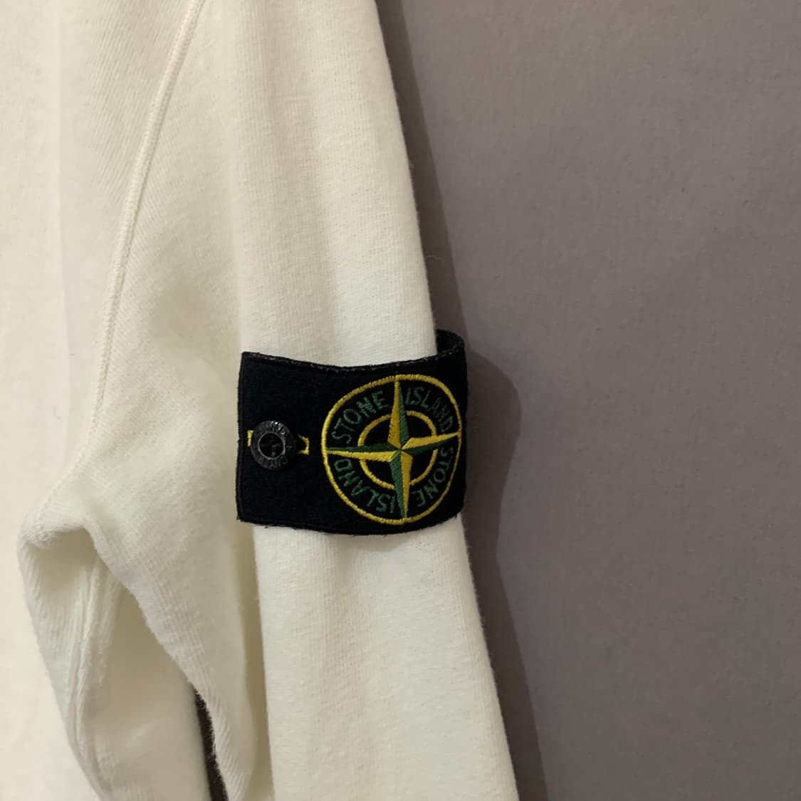 L 스톤아일랜드 와펜 패치 가먼트 다이 후드 집업 상품이미지4