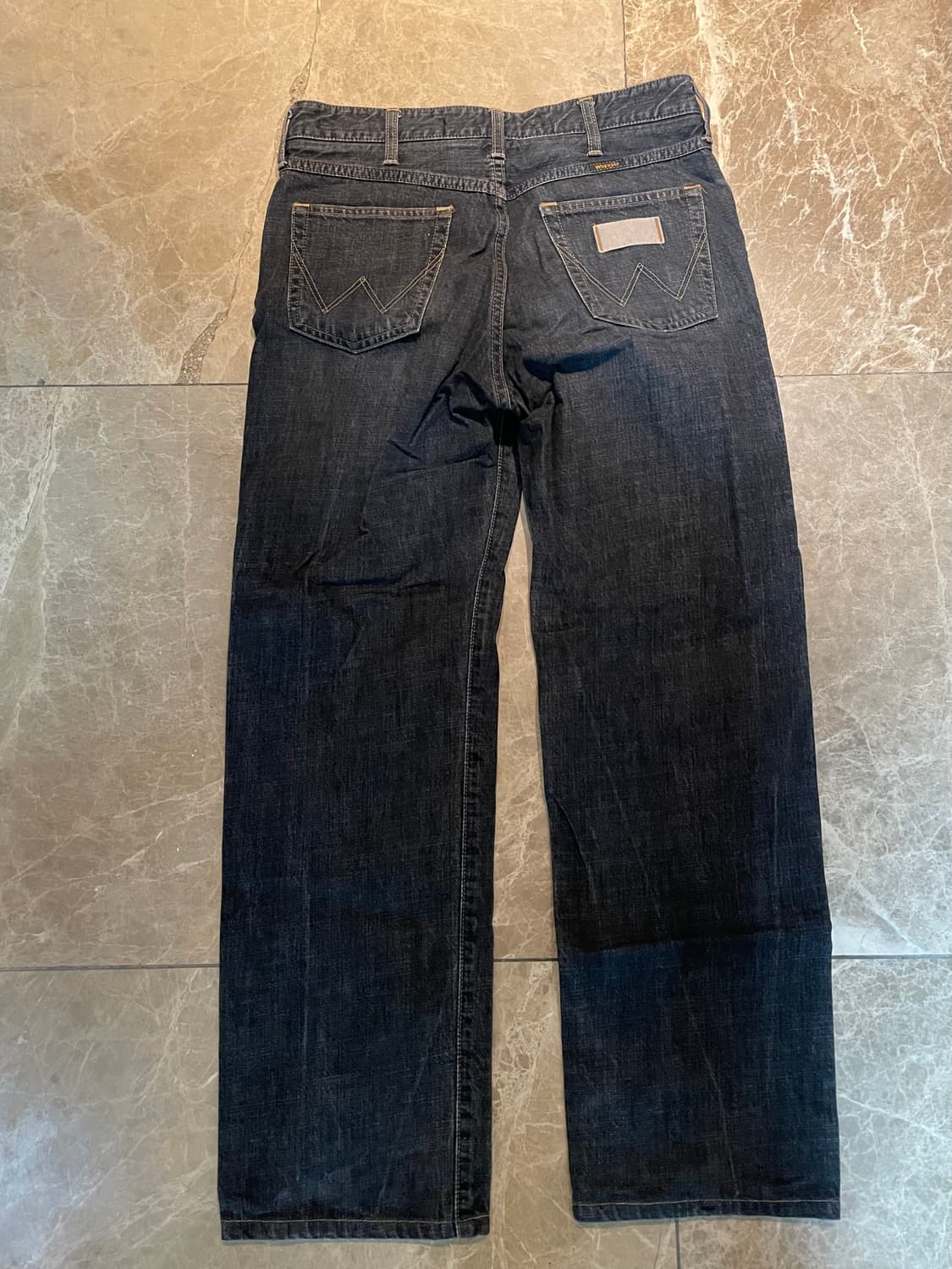 (Wrangler) 랭글러 다크 차콜 워시드 데님 상품이미지2