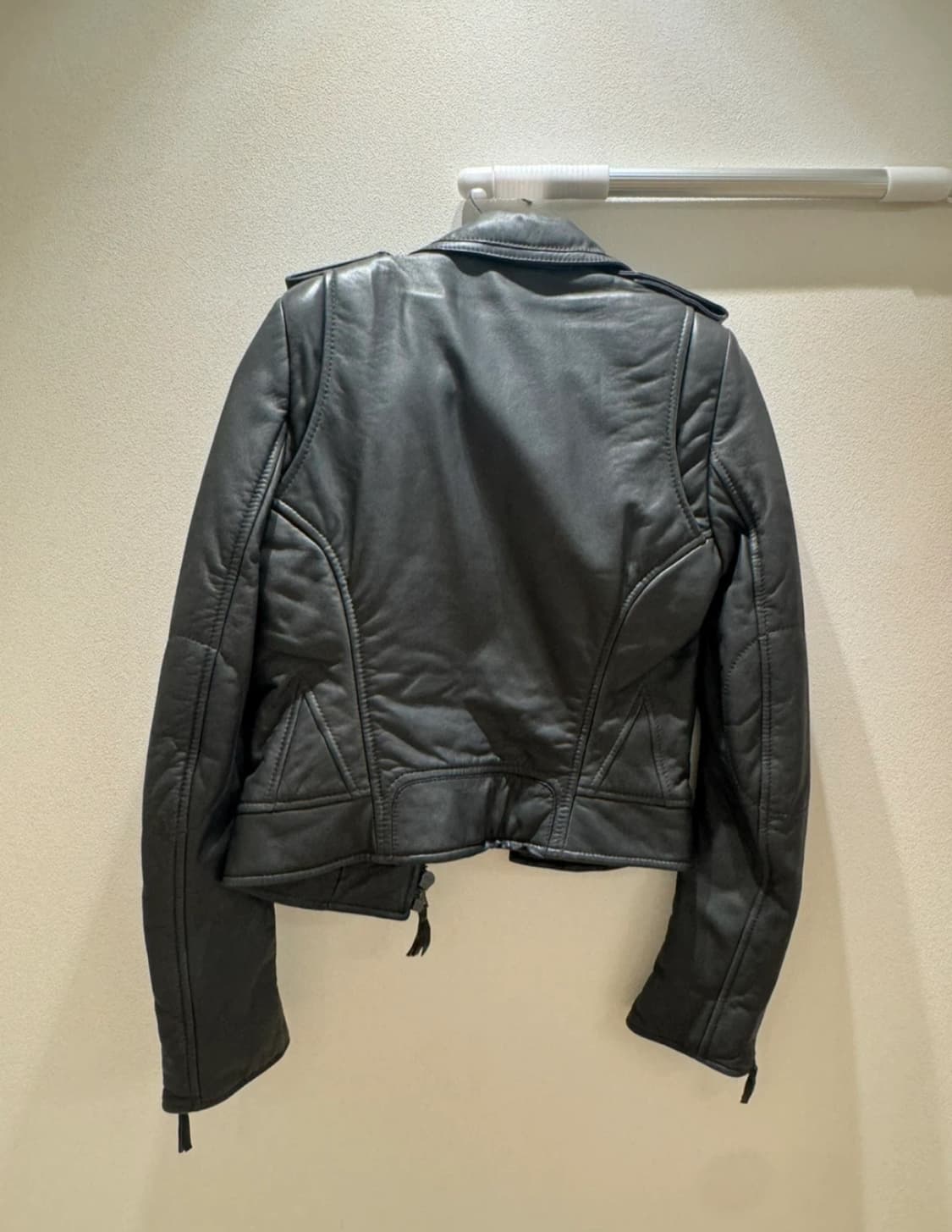 발렌시아가 가죽 라이더 자켓 블랙 36 상품이미지3