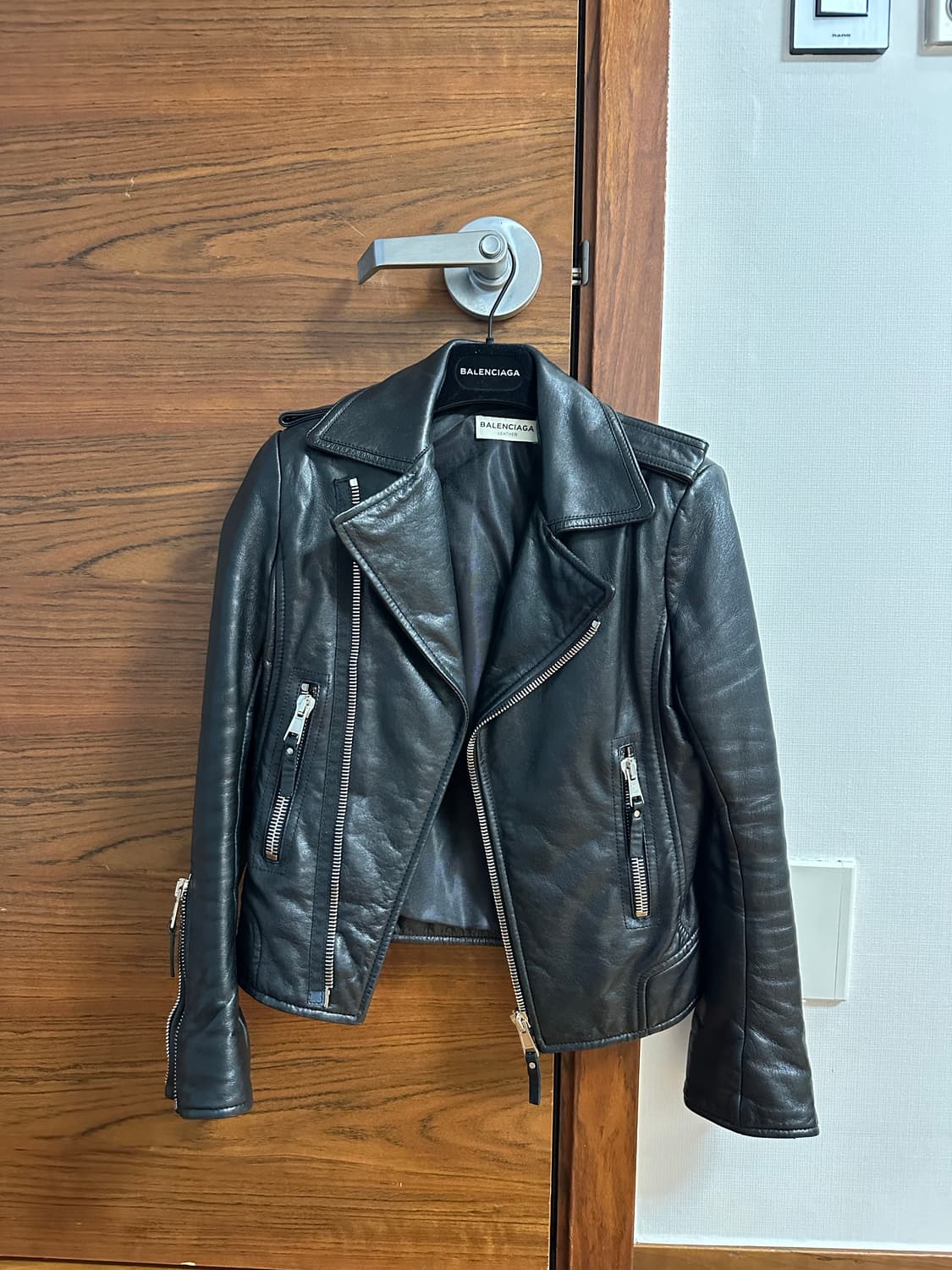 발렌시아가 라이더 자켓 상품이미지1