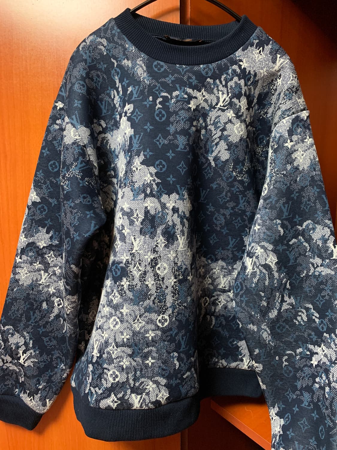 루이비통 태피스트리 모노그램 맨투맨 상품이미지1