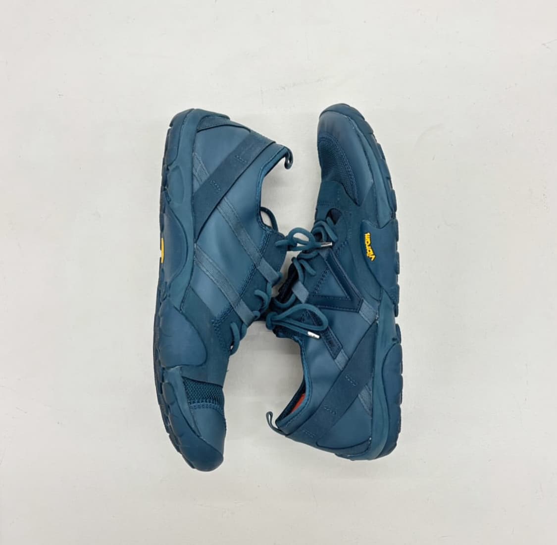 이세이미야케 x 뉴발란스 MT10O 상품이미지4