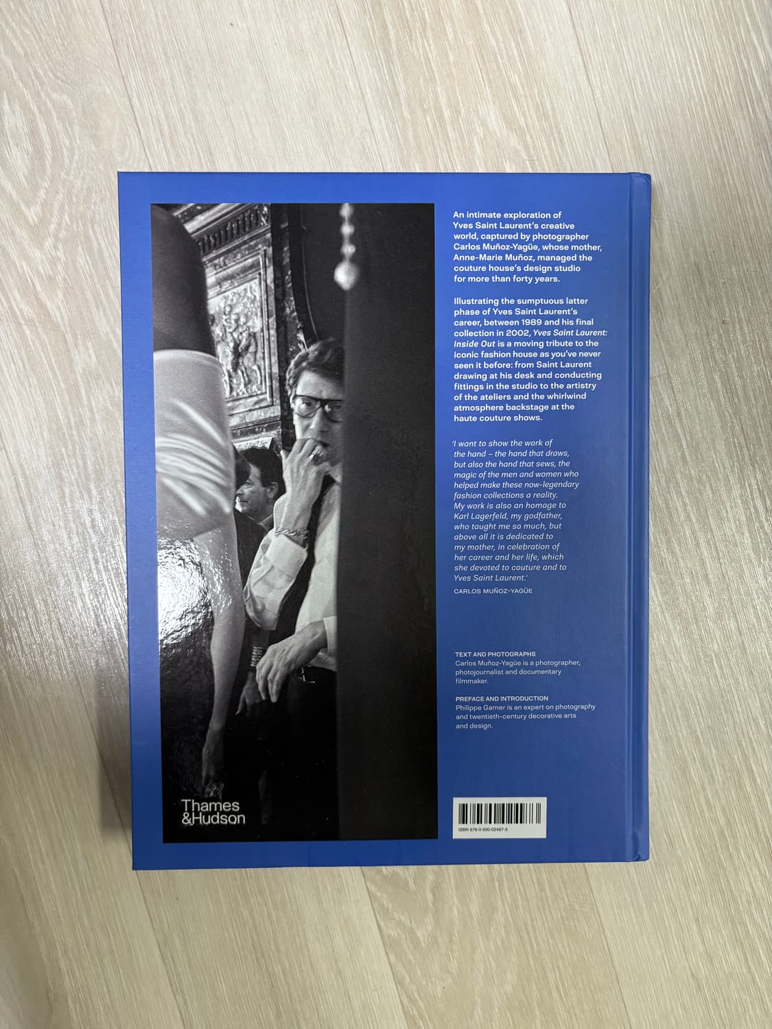 YVES SAINT LAURENT – Inside Out (하드커버) 상품이미지2
