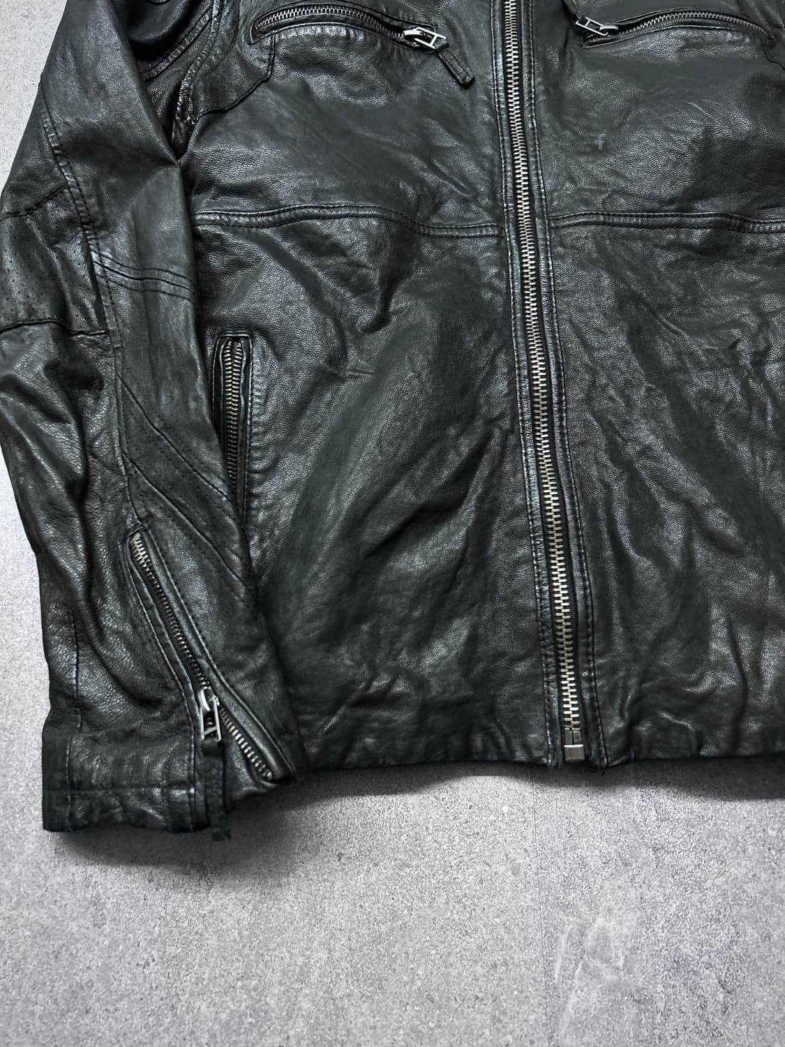 펀칭 판넬 램스킨 자켓 상품이미지5