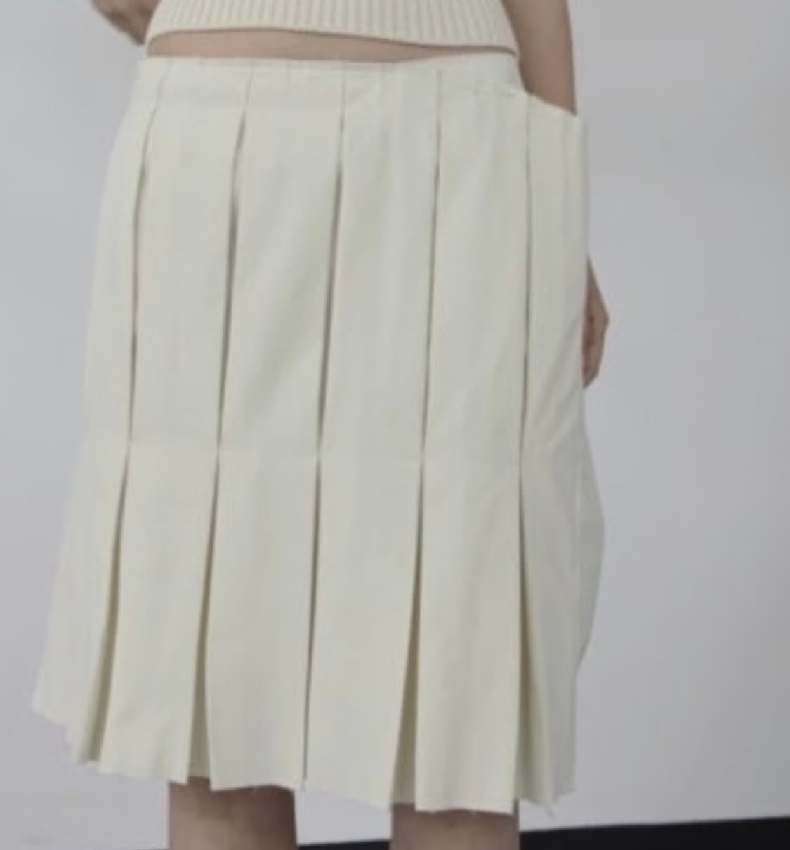 eonts 애옹쓰 플리츠 롱스커트 상품이미지1