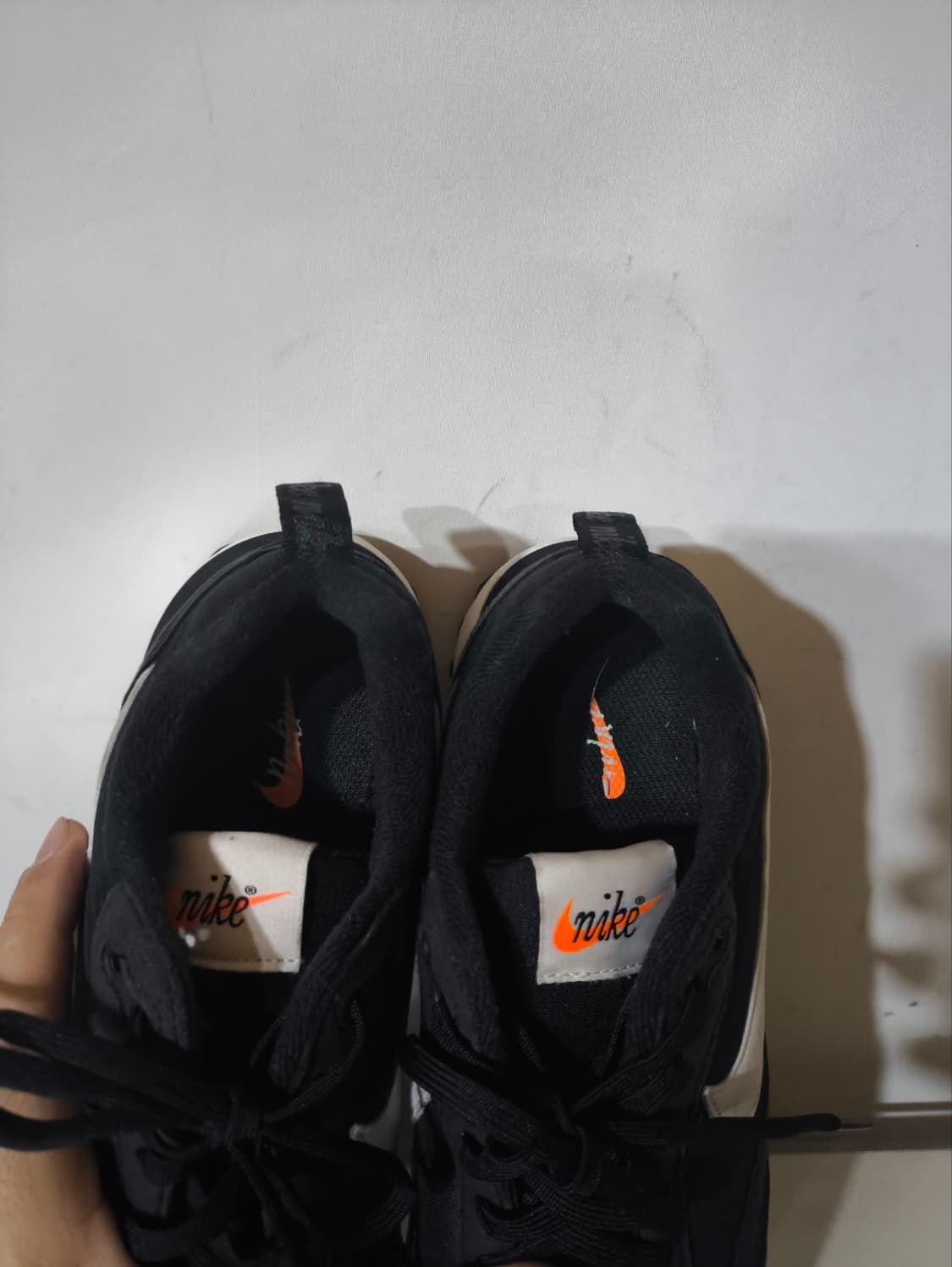 245mm 나이키 에어맥스 던 운동화 h2136 상품이미지6