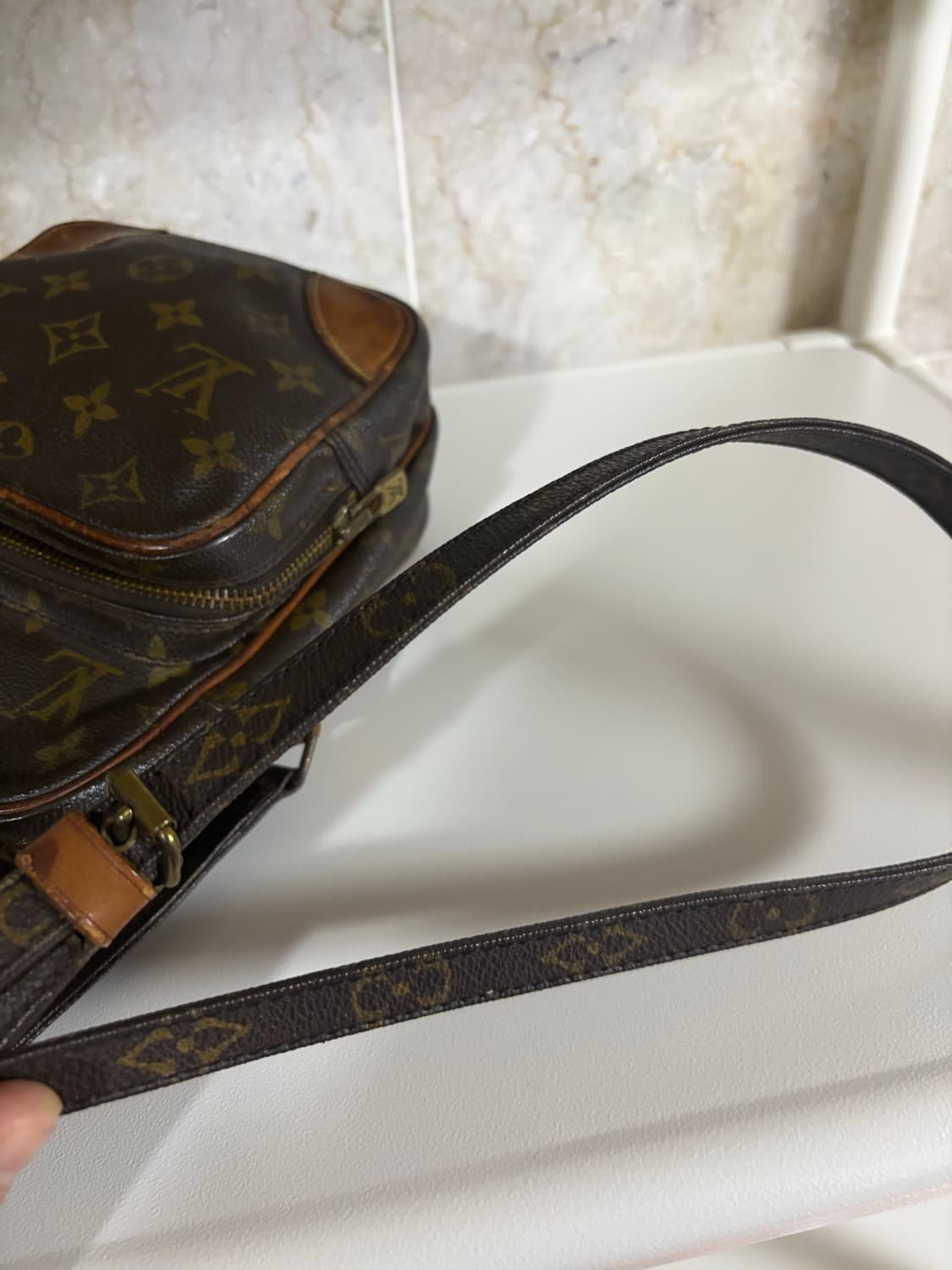 루이비통 모노그램 아마존 크로스백 상품이미지7