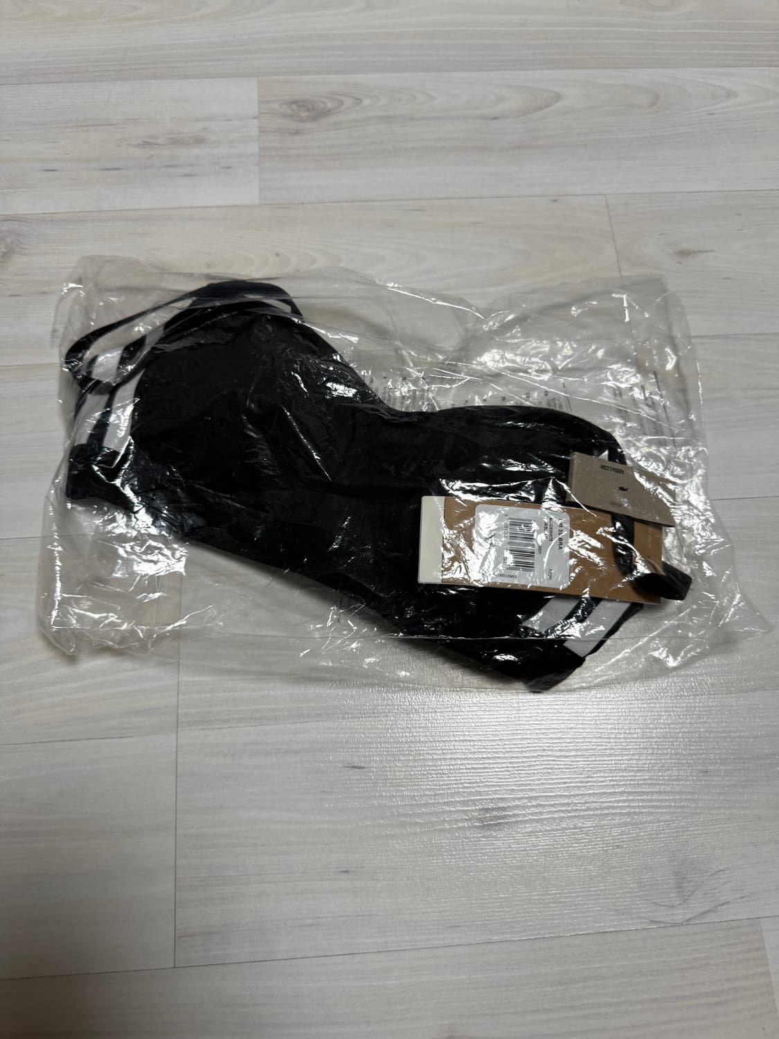 아디다스 올 미 3-스트라이프 라이트 서포트 우먼스 스포츠브라 블랙 상품이미지6