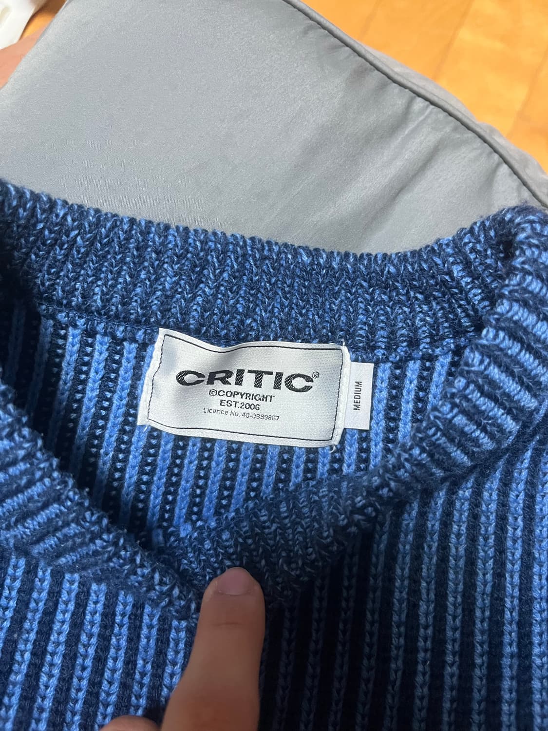 (M)크리틱 니트 스웨터 상품이미지3