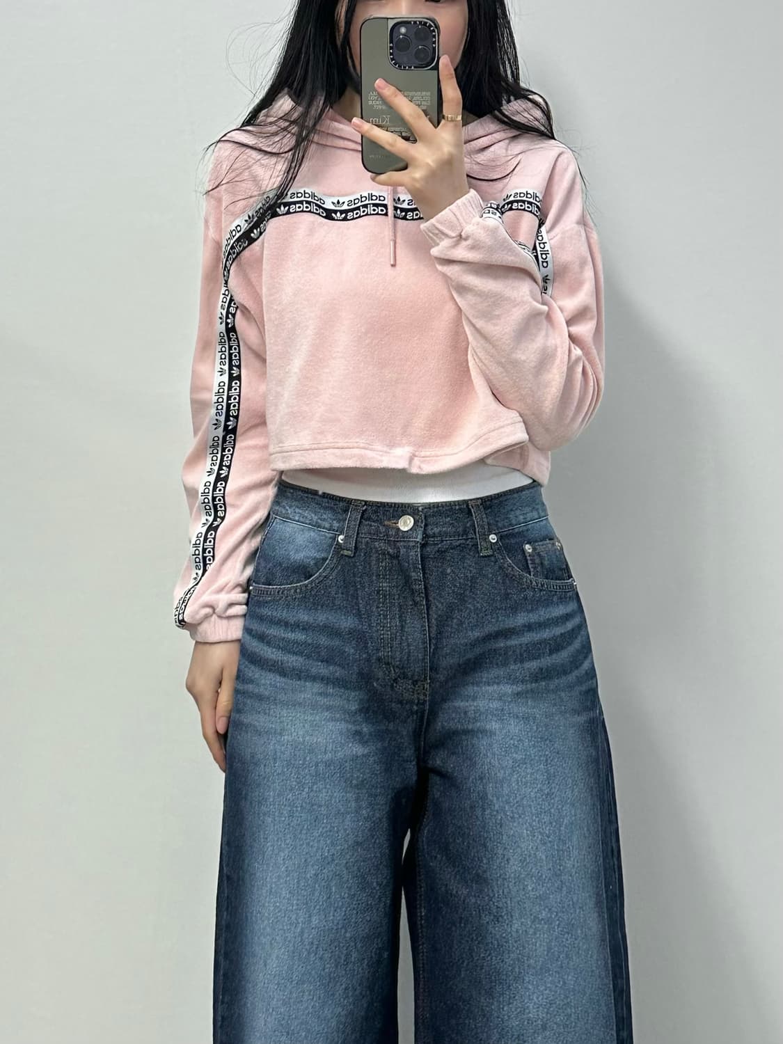 아디다스 딸기우유 플리스 크롭 후드티 상품이미지1