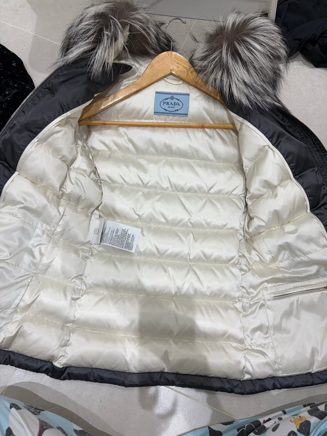 프라다 패딩 38사이즈 상품이미지4