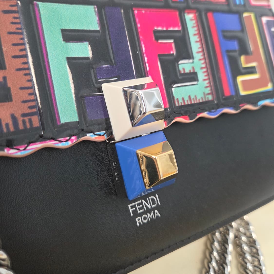 FENDI 펜디 정품 칸아이 캔아이 멀티에프 은장 체인 스몰 숄더 크로스 상품이미지9