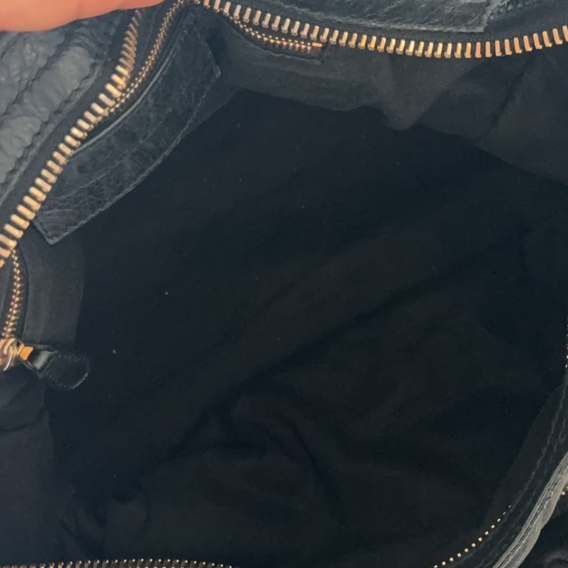 발렌시아가 모터백 블랙 미듐 상품이미지9