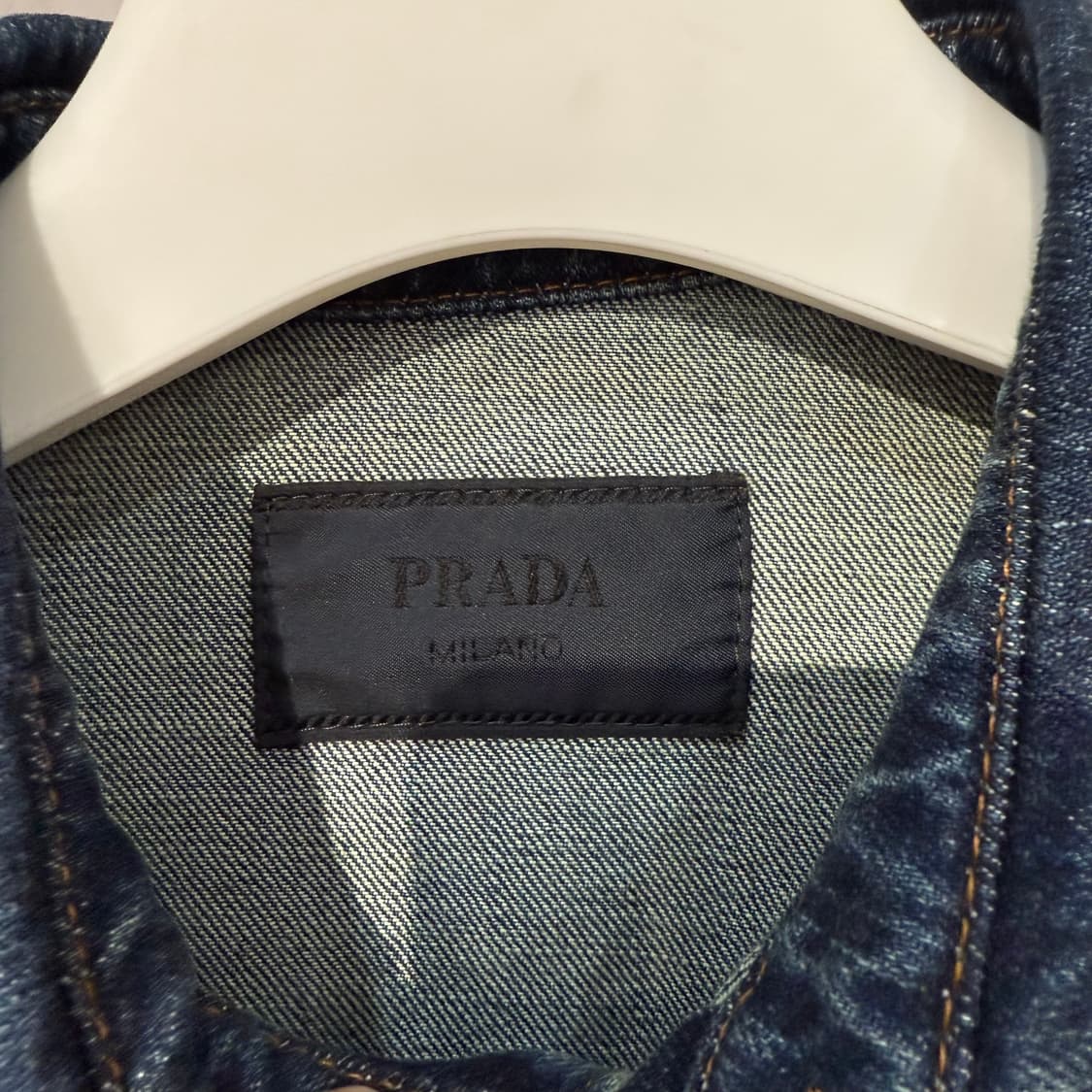 (XL) 프라다 삼각로고 데님 셔츠 자켓  상품이미지4