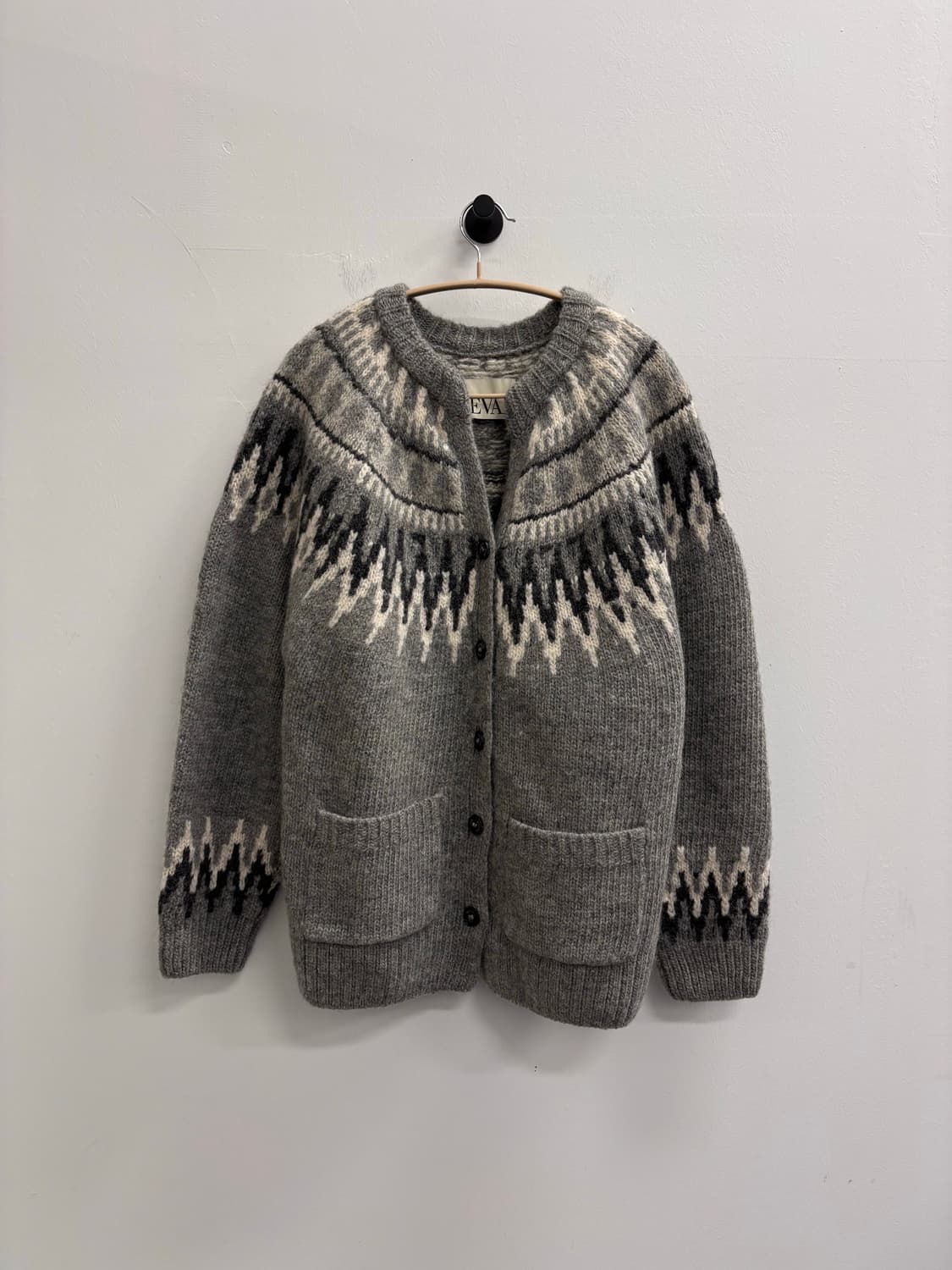 르바(LEVAR) 노르딕 페어아일 핸드메이드 울 가디건 상품이미지1