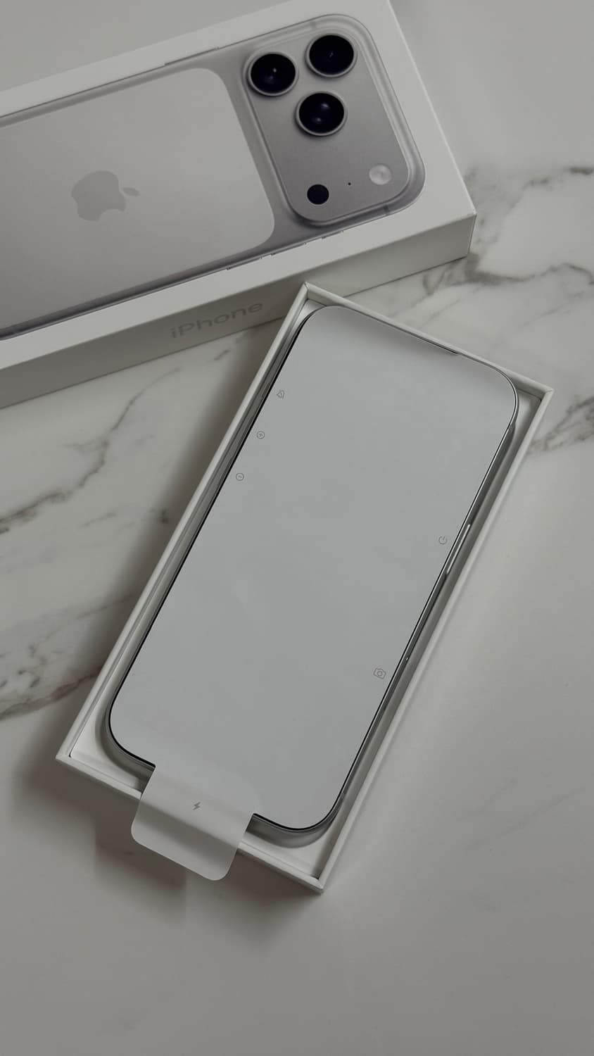 아이폰 17 프로 실버 상품이미지9