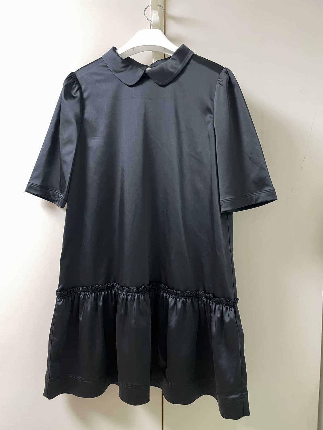 버뮬라 GATHER FRILL DRESS (BLACK) 상품이미지2