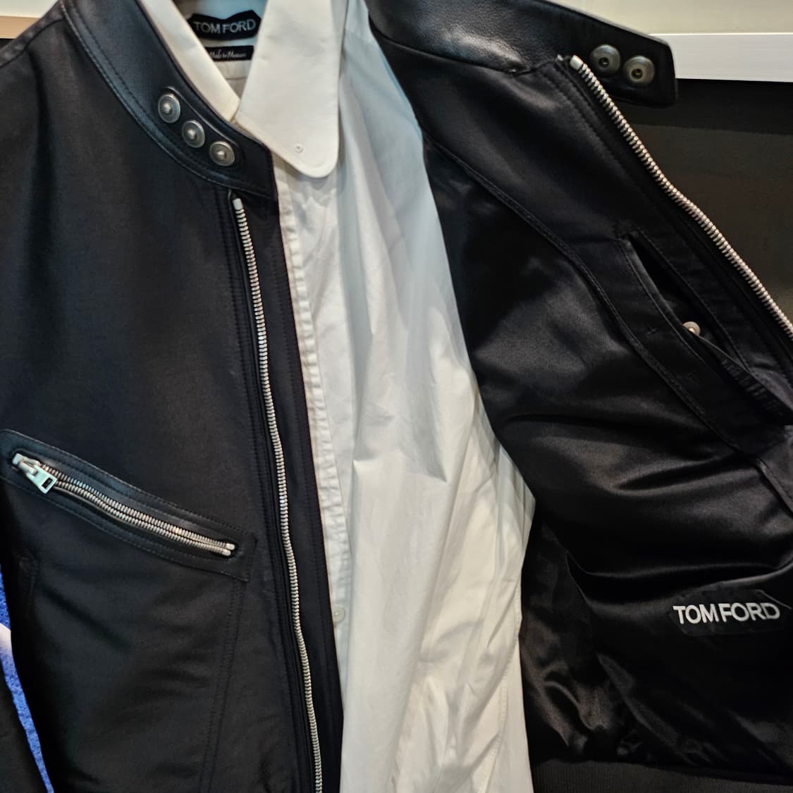 톰포드 가죽 트리밍 울 실크 트윌 신상 봄버 자켓 상품이미지8
