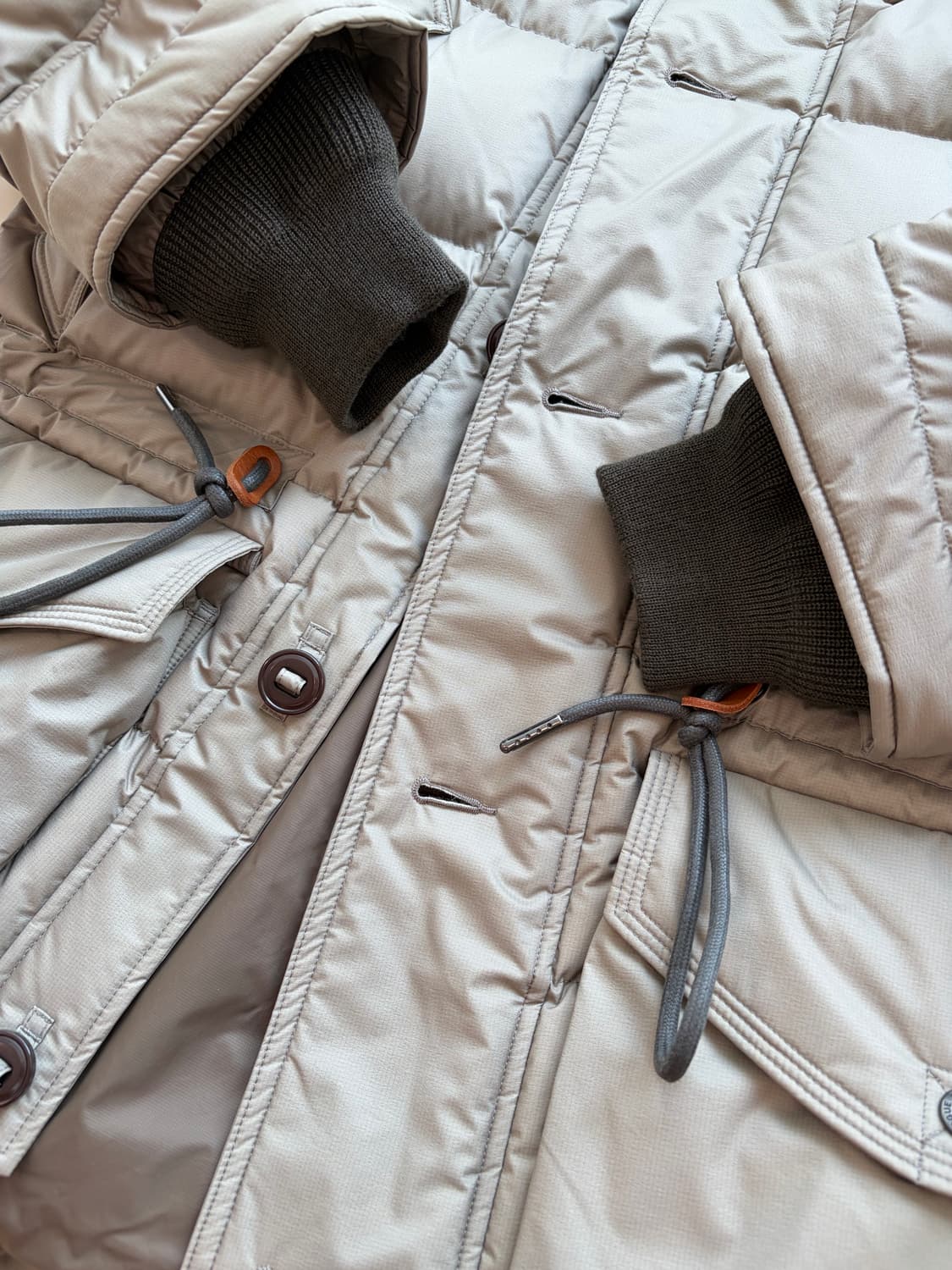 23fw 이스트로그 유틸리티 카라코람 다운점퍼 L(105) 상품이미지3