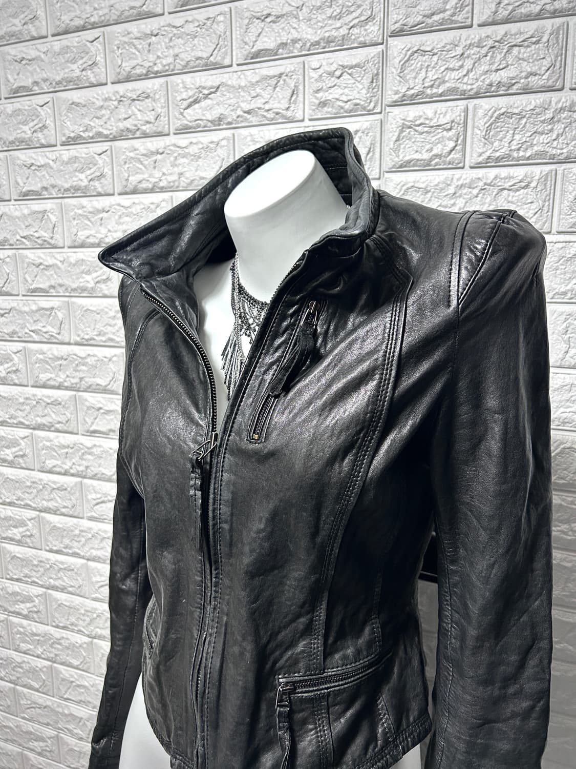 인시젼 크롭 램스킨 자켓 상품이미지2