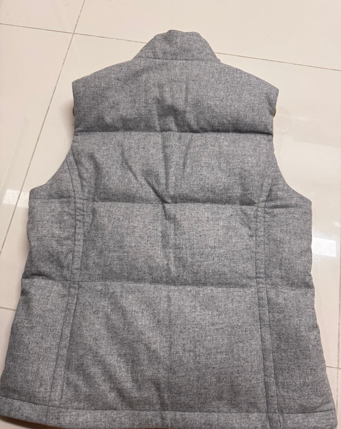 수트서플라이 / Suitsupply / 울 혼방 다운 베스트 / M 상품이미지6